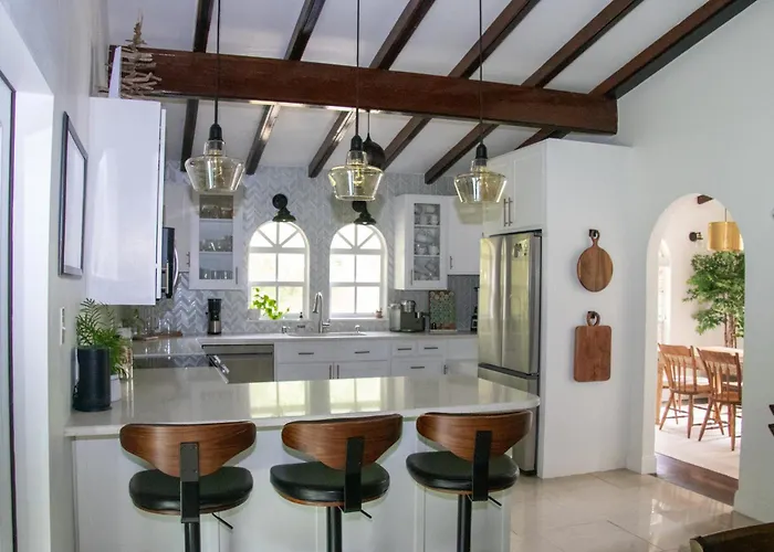 Chateau Mariposa