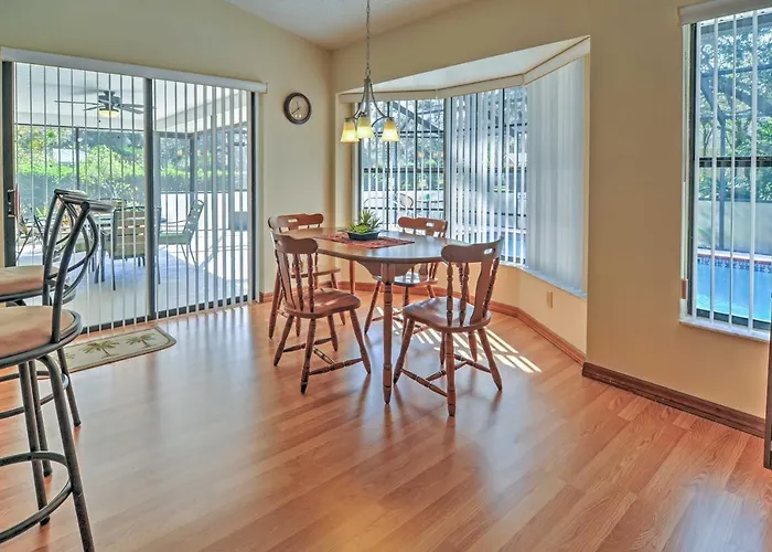 Lanai W/ Heated Pool: Pristine Spring Hill House